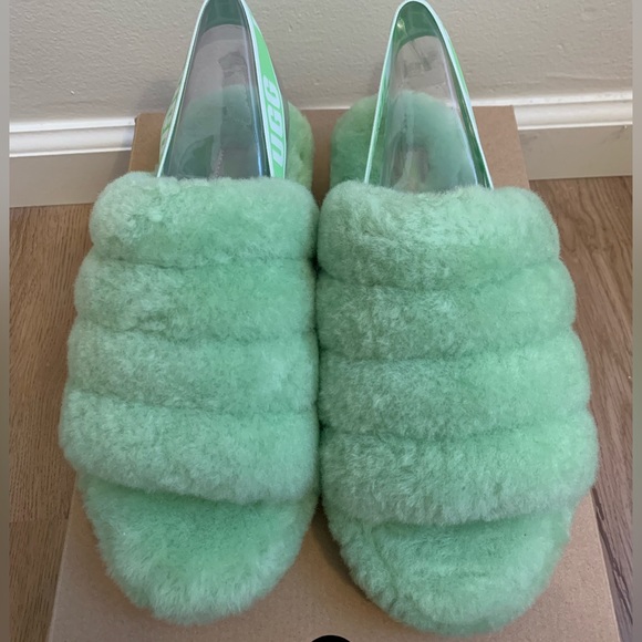 UGG Fluff Yeah Slide Apple Green Women’s Size 9 New With Box - Picture 8 of 8